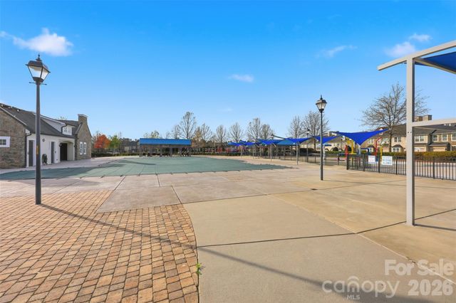 7010 Evanton Loch Road, Charlotte, NC 28278