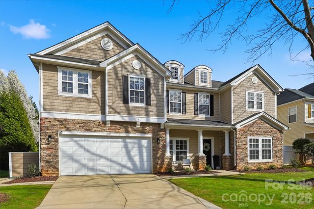 7010 Evanton Loch Road, Charlotte, NC 28278