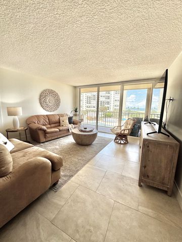 100 Ocean Trail Way 303, Jupiter, FL 33477