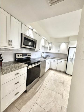 100 Ocean Trail Way 303, Jupiter, FL 33477