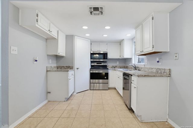 8006 Tokay, San Antonio, TX 78254