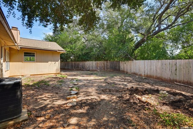8006 Tokay, San Antonio, TX 78254