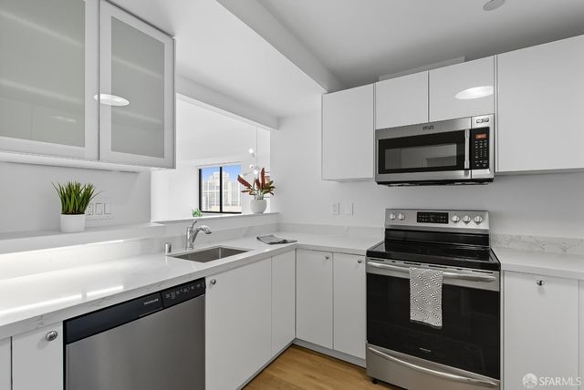 1 Daniel Burnham Court 303, San Francisco, CA 94109