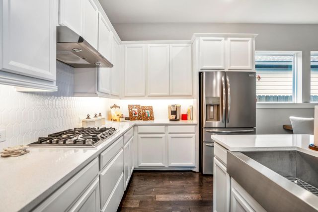 222 Thistle Drive, Montgomery, TX 77316