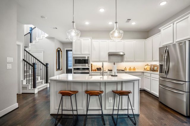 222 Thistle Drive, Montgomery, TX 77316