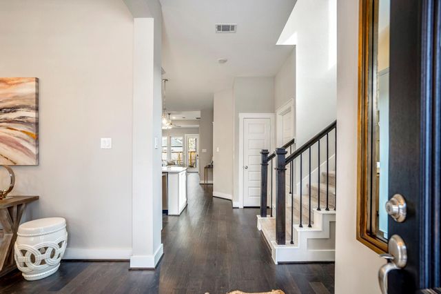 222 Thistle Drive, Montgomery, TX 77316