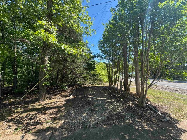16 Iroquois Drive, Cherokee Village, AR 72529