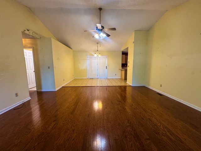 16 Iroquois Drive, Cherokee Village, AR 72529