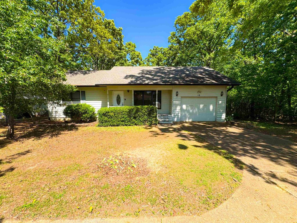 16 Iroquois Drive, Cherokee Village, AR 72529