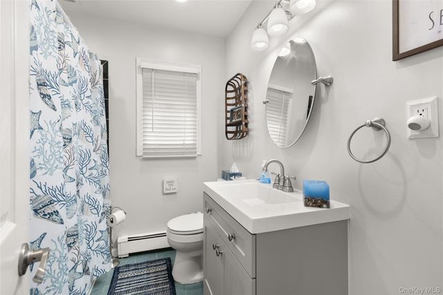 89 Cotter Street, West Islip, NY 11795