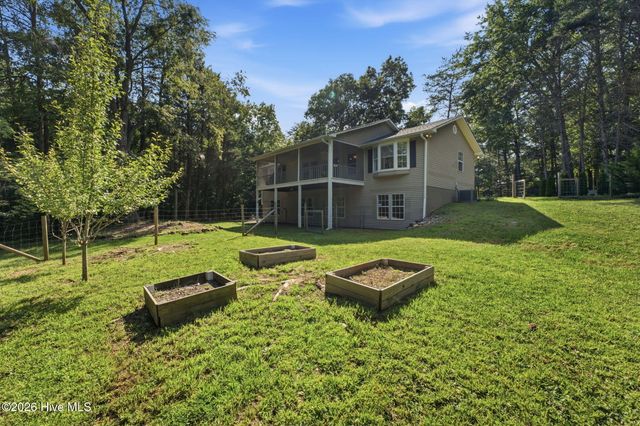 5111 Summer Wood Lane, Young Harris, GA 30582