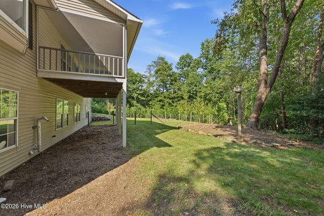5111 Summer Wood Lane, Young Harris, GA 30582