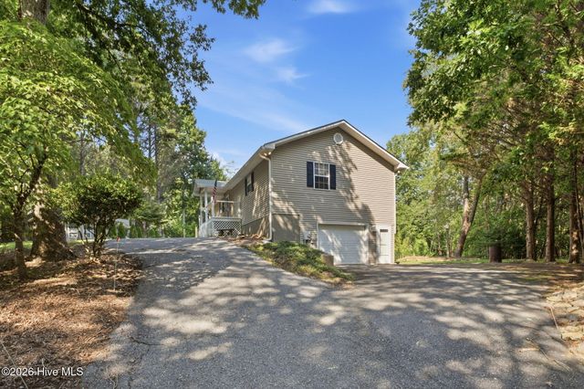 5111 Summer Wood Lane, Young Harris, GA 30582
