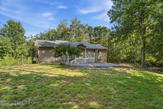 5111 Summer Wood Lane, Young Harris, GA 30582