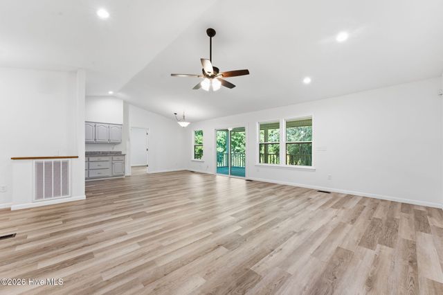 5111 Summer Wood Lane, Young Harris, GA 30582