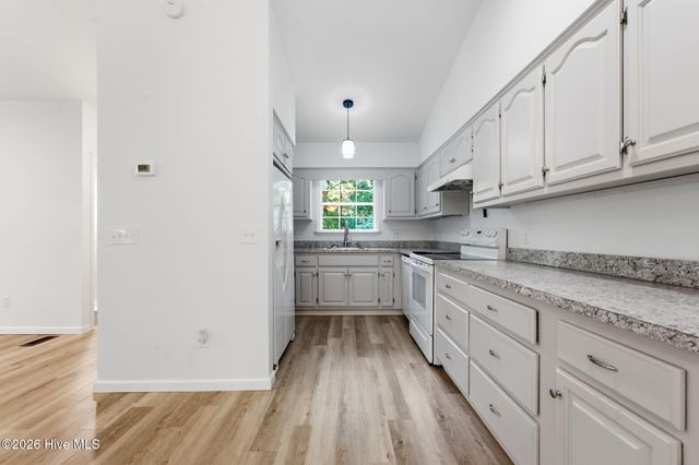5111 Summer Wood Lane, Young Harris, GA 30582