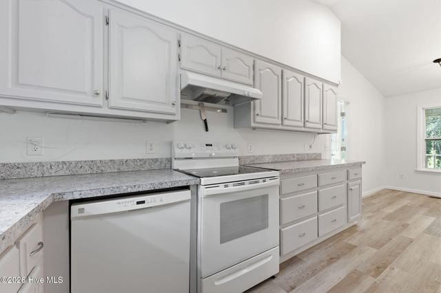 5111 Summer Wood Lane, Young Harris, GA 30582