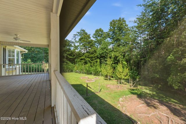 5111 Summer Wood Lane, Young Harris, GA 30582