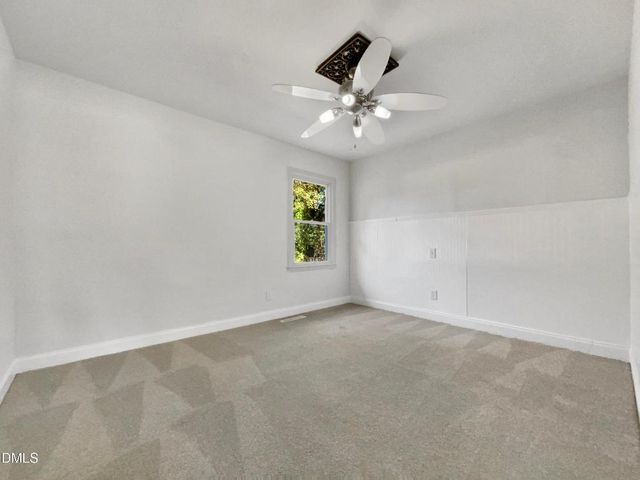 5142 Meadowbrook Drive, Fayetteville, NC 28304