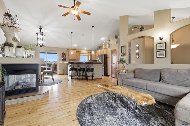 6409 SAHALEE CT, Rapid City, SD 57702