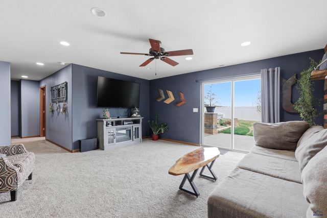 6409 SAHALEE CT, Rapid City, SD 57702