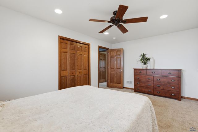 6409 SAHALEE CT, Rapid City, SD 57702