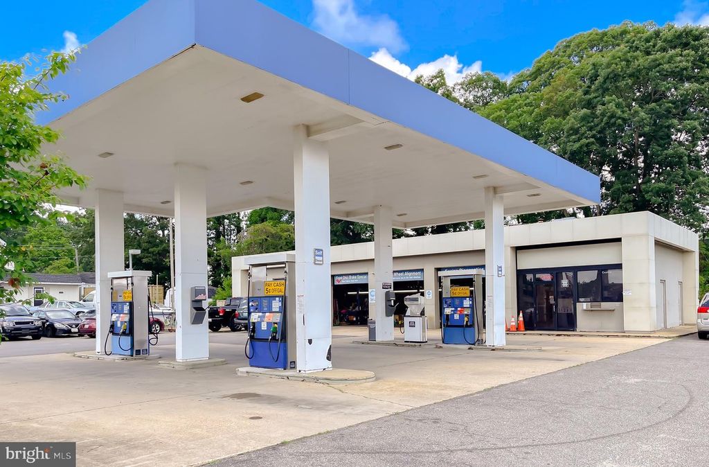 21697 GREAT MILLS RD, Lexington Park, MD 20653