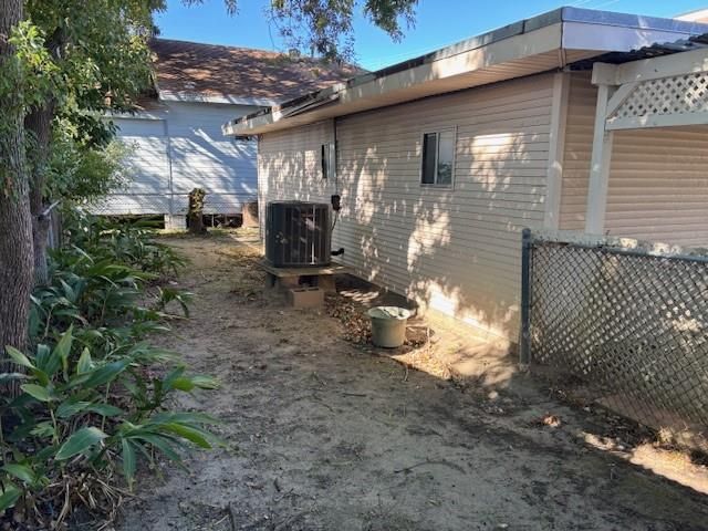 3905 Avenue R, Galveston, TX 77550