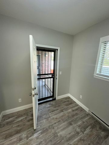 17161 Telegraph Road, Detroit, MI 48219