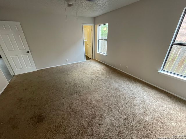 9235 RIDGE POST, San Antonio, TX 78250