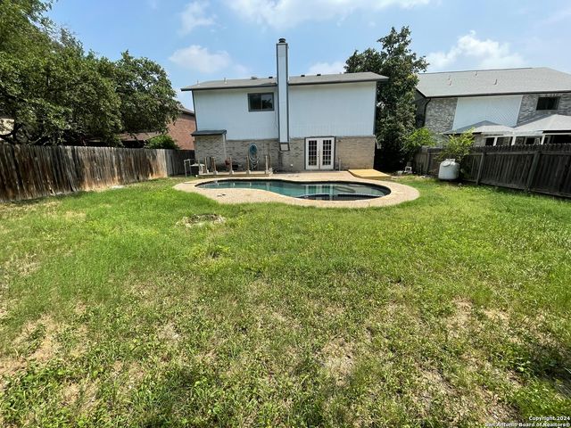 9235 RIDGE POST, San Antonio, TX 78250