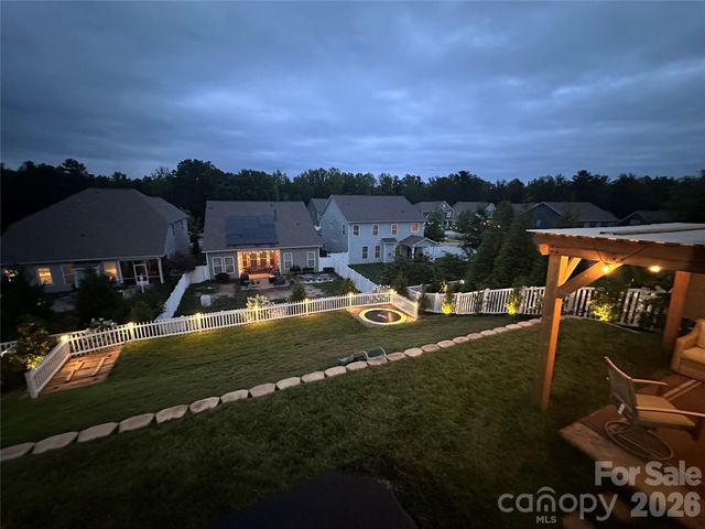 172 Longleaf Drive, Mooresville, NC 28117