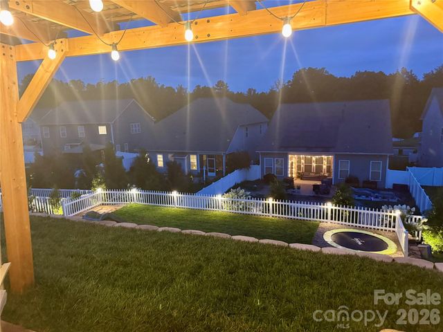 172 Longleaf Drive, Mooresville, NC 28117