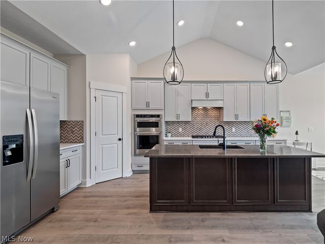 5403 Deerpath Drive, Sheffield Village, OH 44054