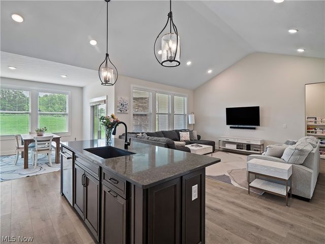5403 Deerpath Drive, Sheffield Village, OH 44054