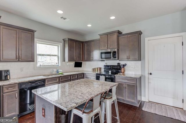 404 Meadow Vista Lane, Hoschton, GA 30548