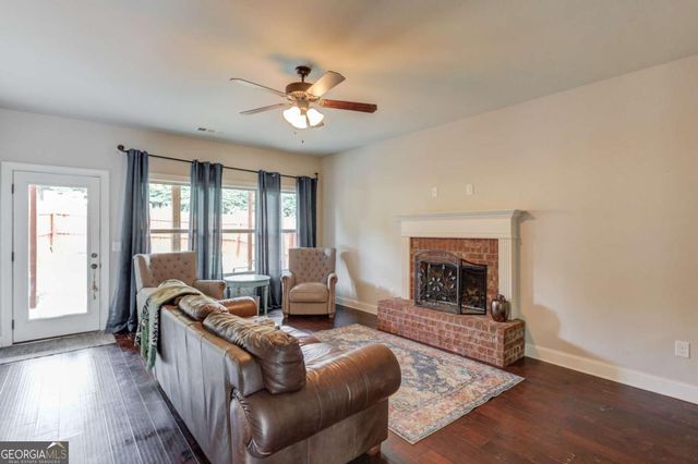 404 Meadow Vista Lane, Hoschton, GA 30548