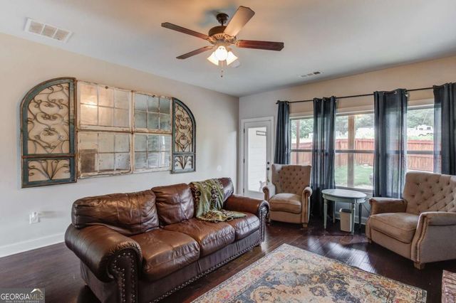 404 Meadow Vista Lane, Hoschton, GA 30548