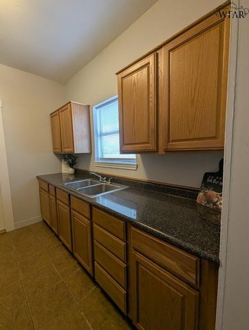 2306 GARFIELD STREET, Wichita Falls, TX 76309