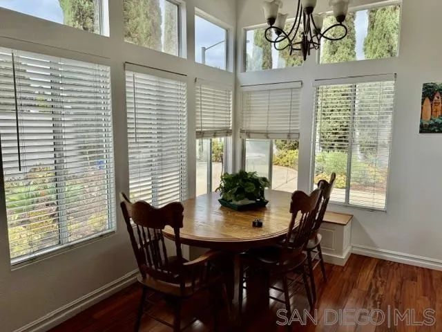 801 Mosaic Cir, Oceanside, CA 92057