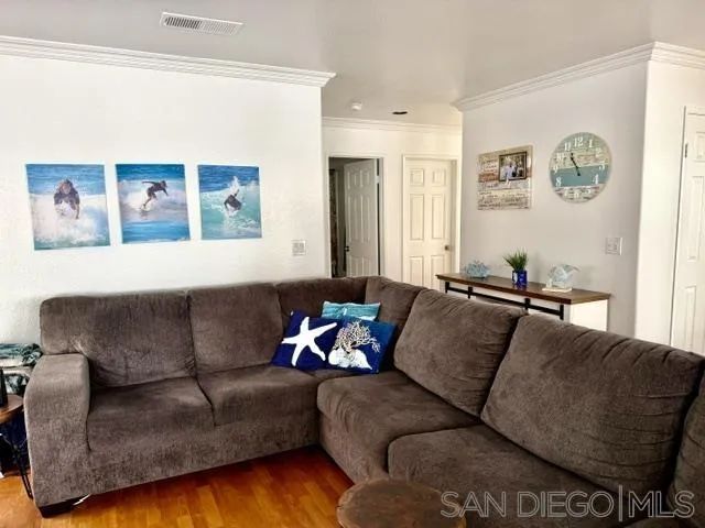 801 Mosaic Cir, Oceanside, CA 92057