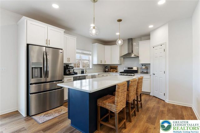 425 Chief Tatamy Street, Easton, PA 18045