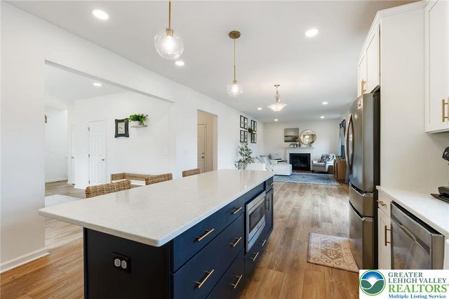 425 Chief Tatamy Street, Easton, PA 18045