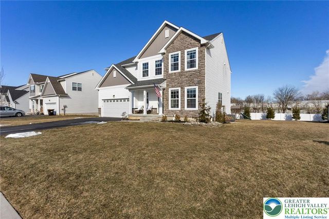 425 Chief Tatamy Street, Easton, PA 18045