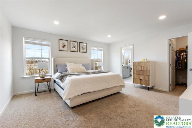 425 Chief Tatamy Street, Easton, PA 18045