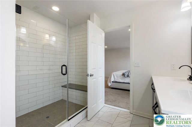 425 Chief Tatamy Street, Easton, PA 18045