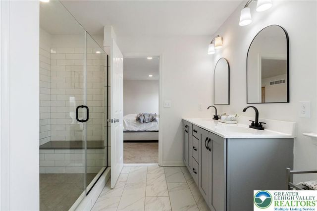 425 Chief Tatamy Street, Easton, PA 18045