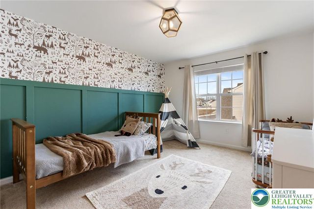 425 Chief Tatamy Street, Easton, PA 18045