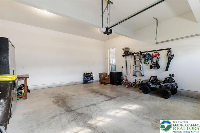 425 Chief Tatamy Street, Easton, PA 18045