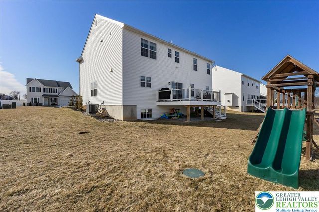 425 Chief Tatamy Street, Easton, PA 18045